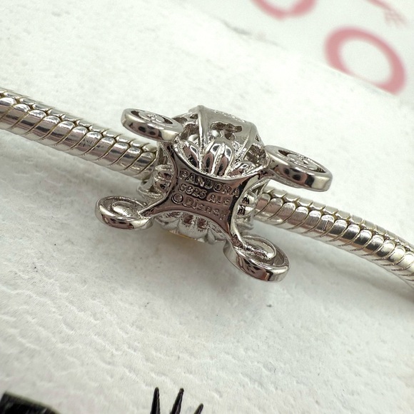 Disney 100th Anniversary Cinderella's Enchanted Carriage - Picture 3 of 4